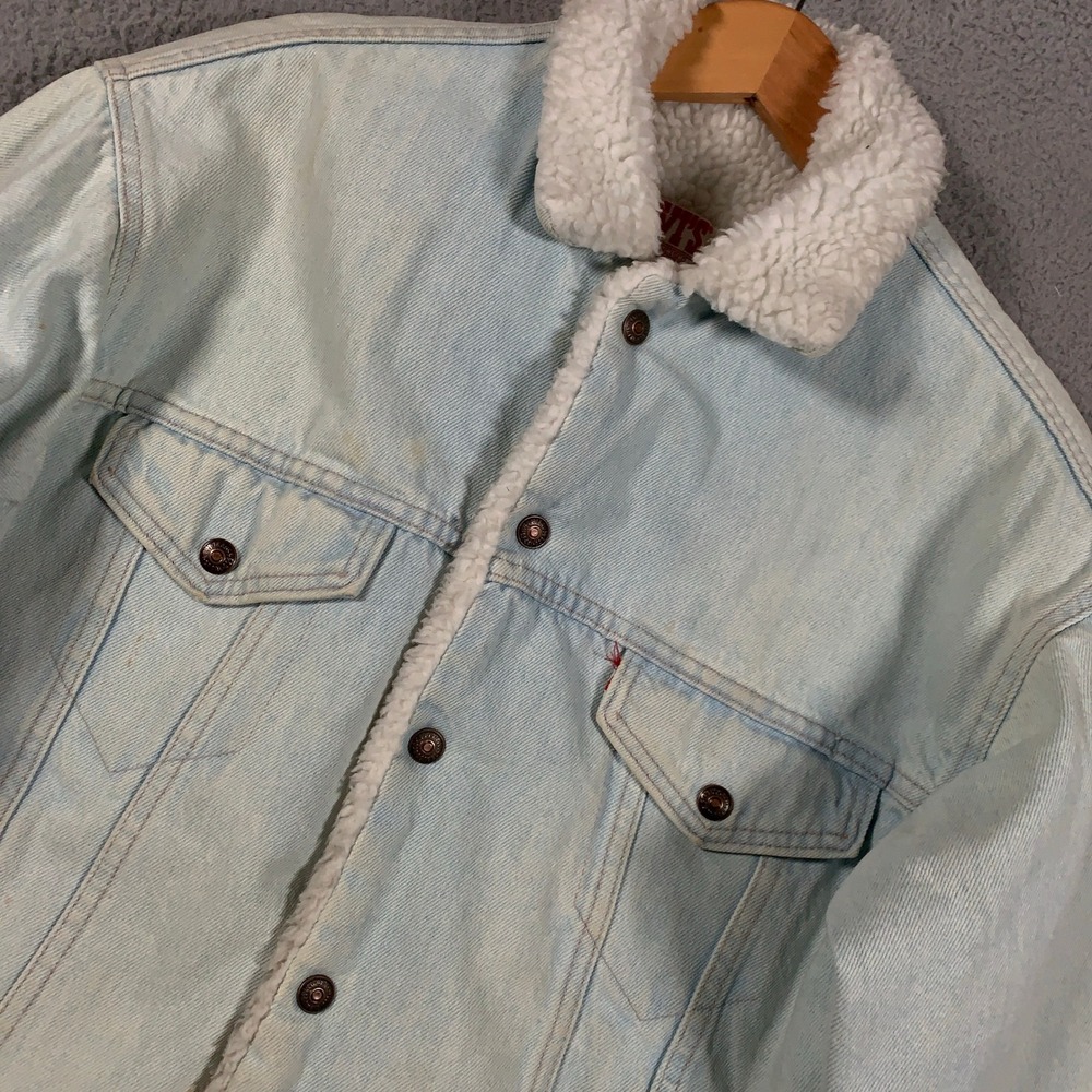 Vintage 80s Levis Sherpa Lined Trucker Jacket Men's Small S Light Wash Denim USA
